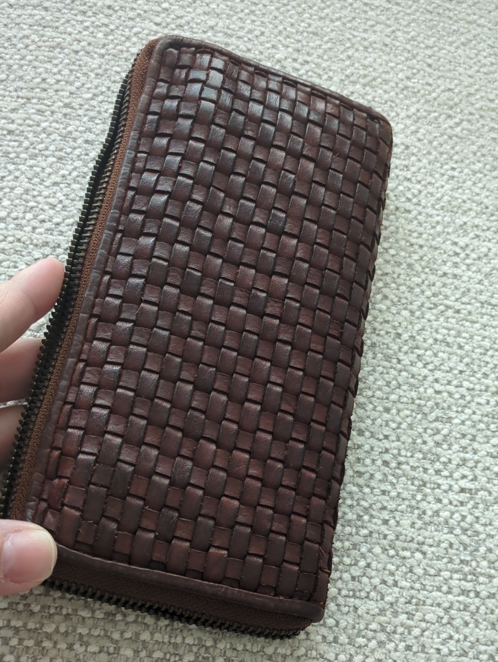 Ashwood Brown Woven Leather Zip Wallet One Sz